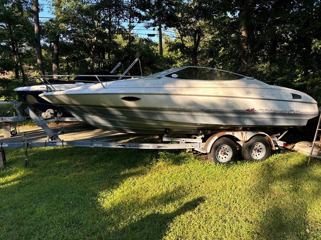 Bayliner Capri 2252 Cuddy Cabin 22 Runabout Loadrite Trailer Ran 2022