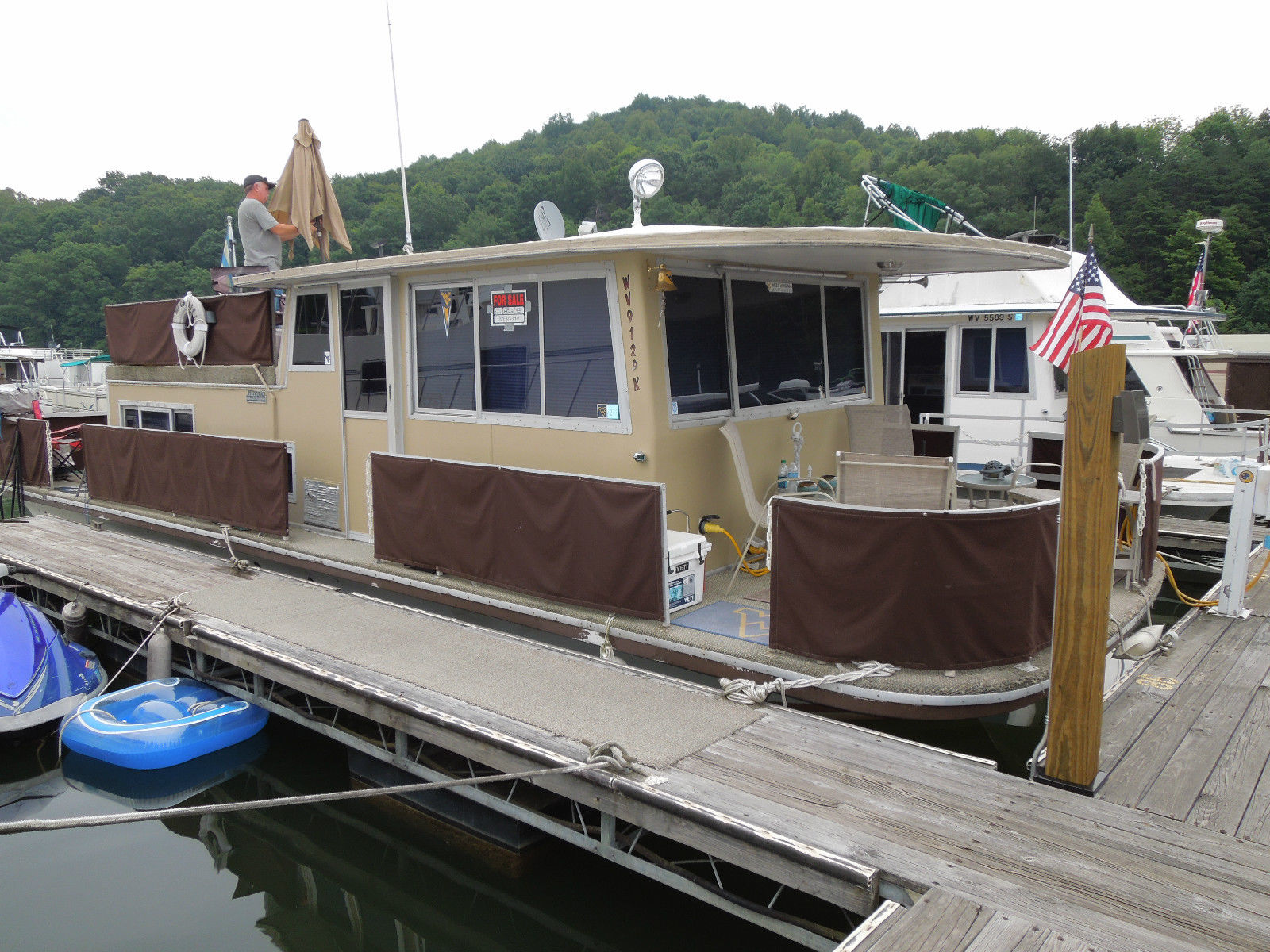 Gibson Houseboat Fiberglass Boat For Sale Waa