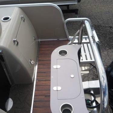 AVALON 24 BAR BOAT boat for sale from USA