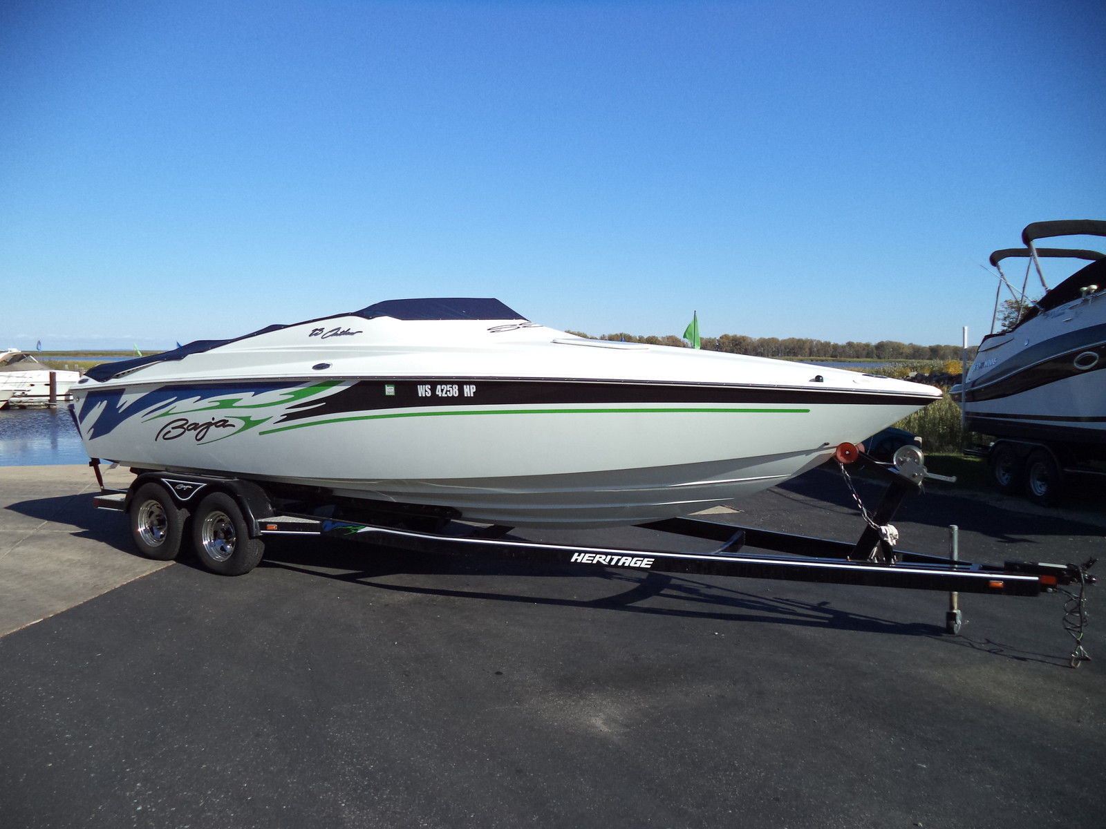 Baja 23 Outlaw boat for sale from USA