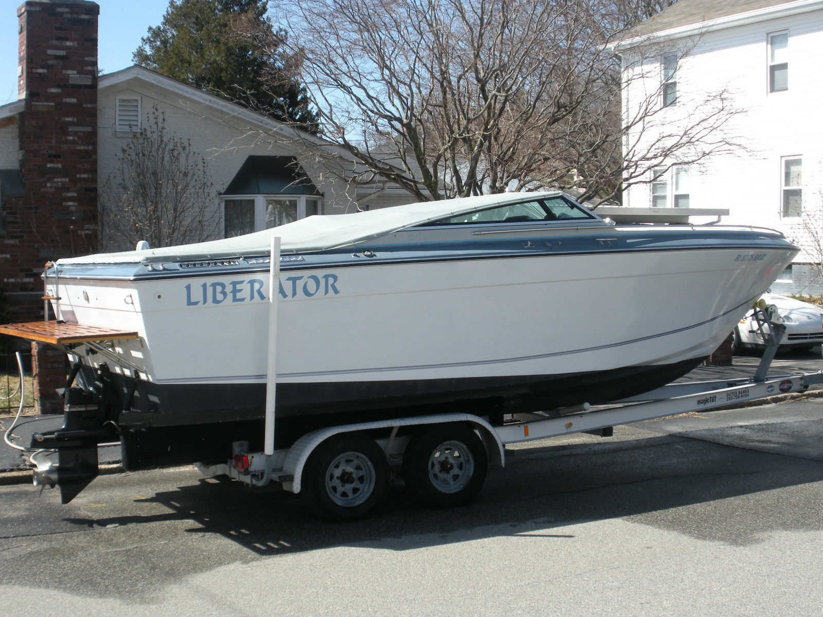 Four Winns Liberator 241 With Aluminum I Beam Trailer ...