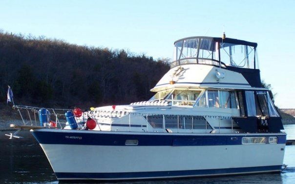 Chris Craft 410 Commander