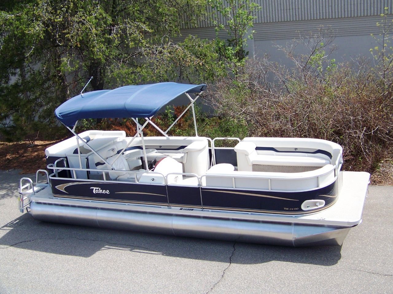 this is a new 24 ft grand island fish and fun pontoon boat. this is my best...