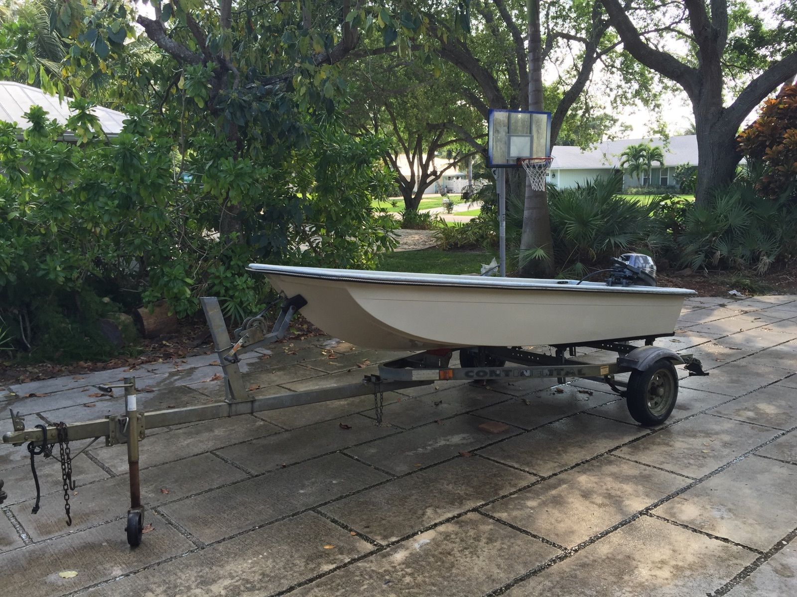 12 CAPRICE FIBERGLASS BOAT 2006 YAMAHA 4 STROKE 8 HP GARAGE KEPT NO ...