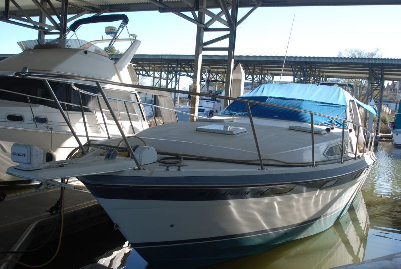 BAYLINER CONQUEST 32' CRUISER 1986 for sale for $10,000 - Boats-from ...