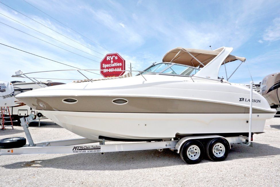 Larson 274 Cabrio Cruiser 2006 for sale for $43,980 - Boats-from-USA.com