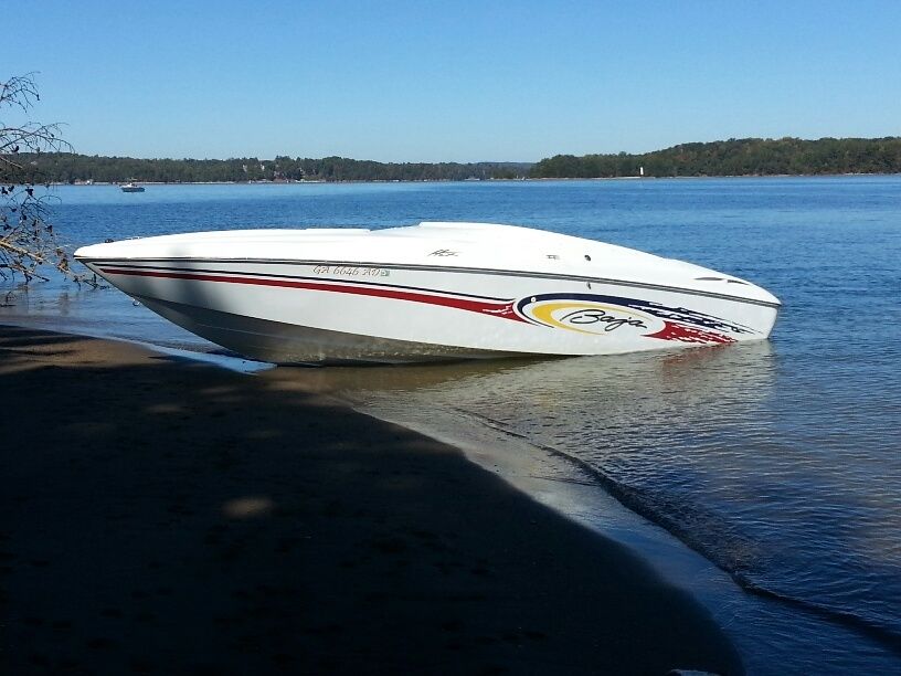 Baja H2X Speed Boat 24.6' W/Eagles Trailer