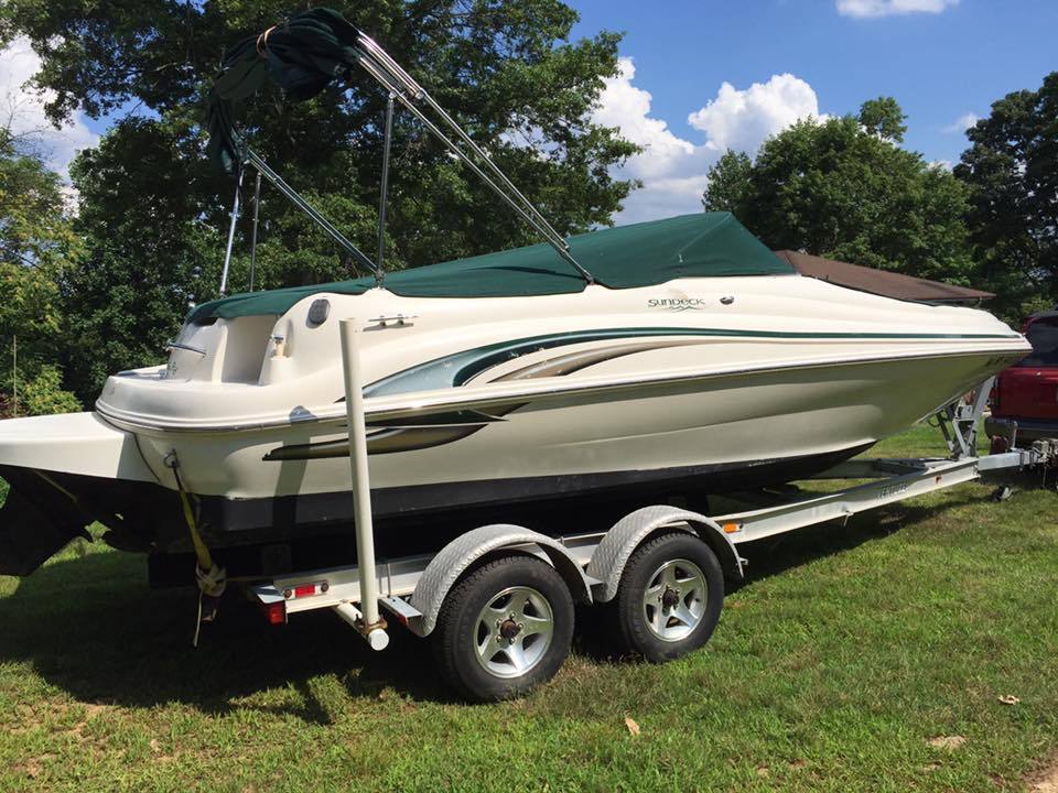 21' 2007 Sea Ray 210 Select Tower