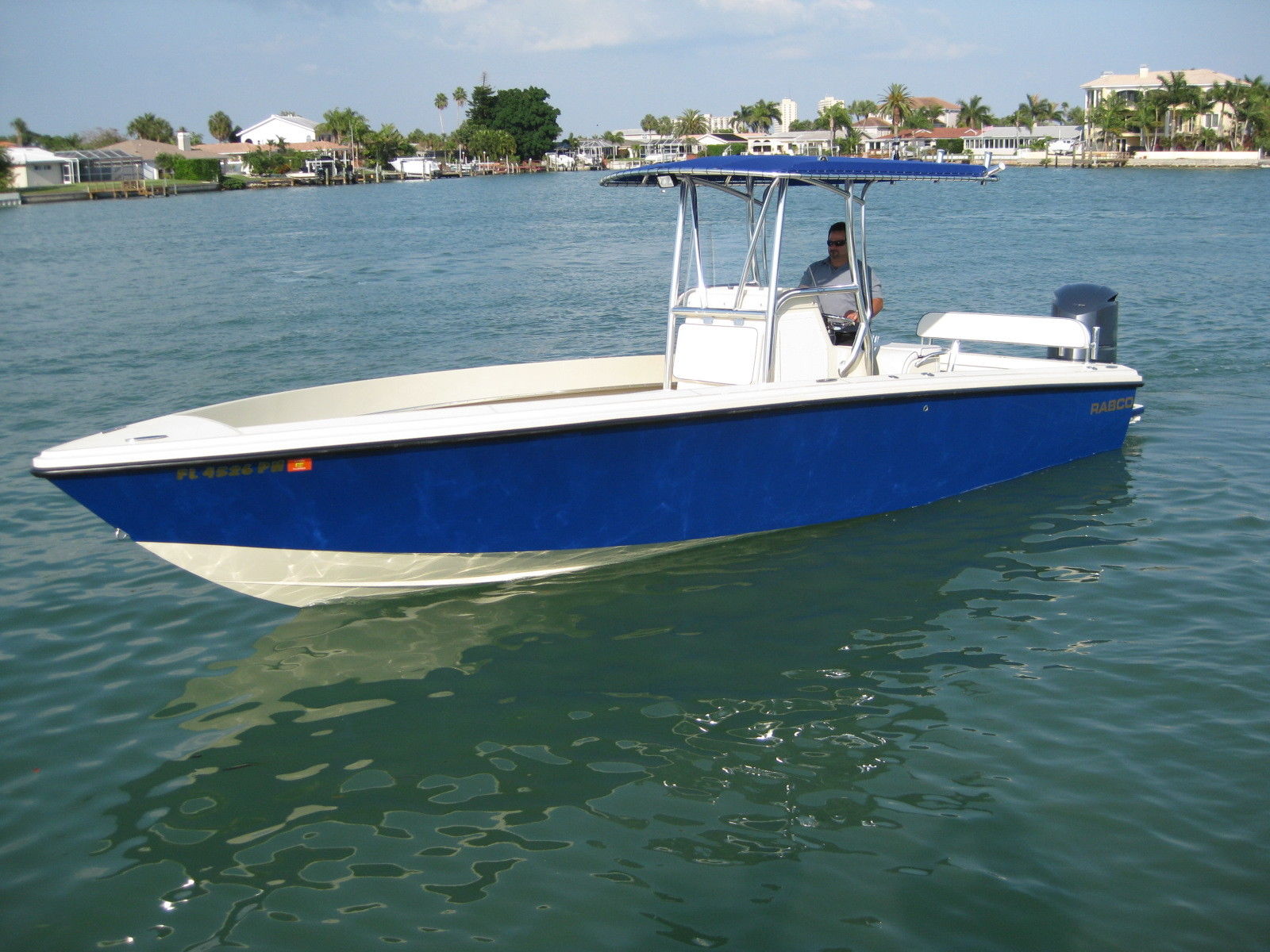 RABCO 21'28'41' 2017 for sale for $25,000 - Boats-from-USA.com