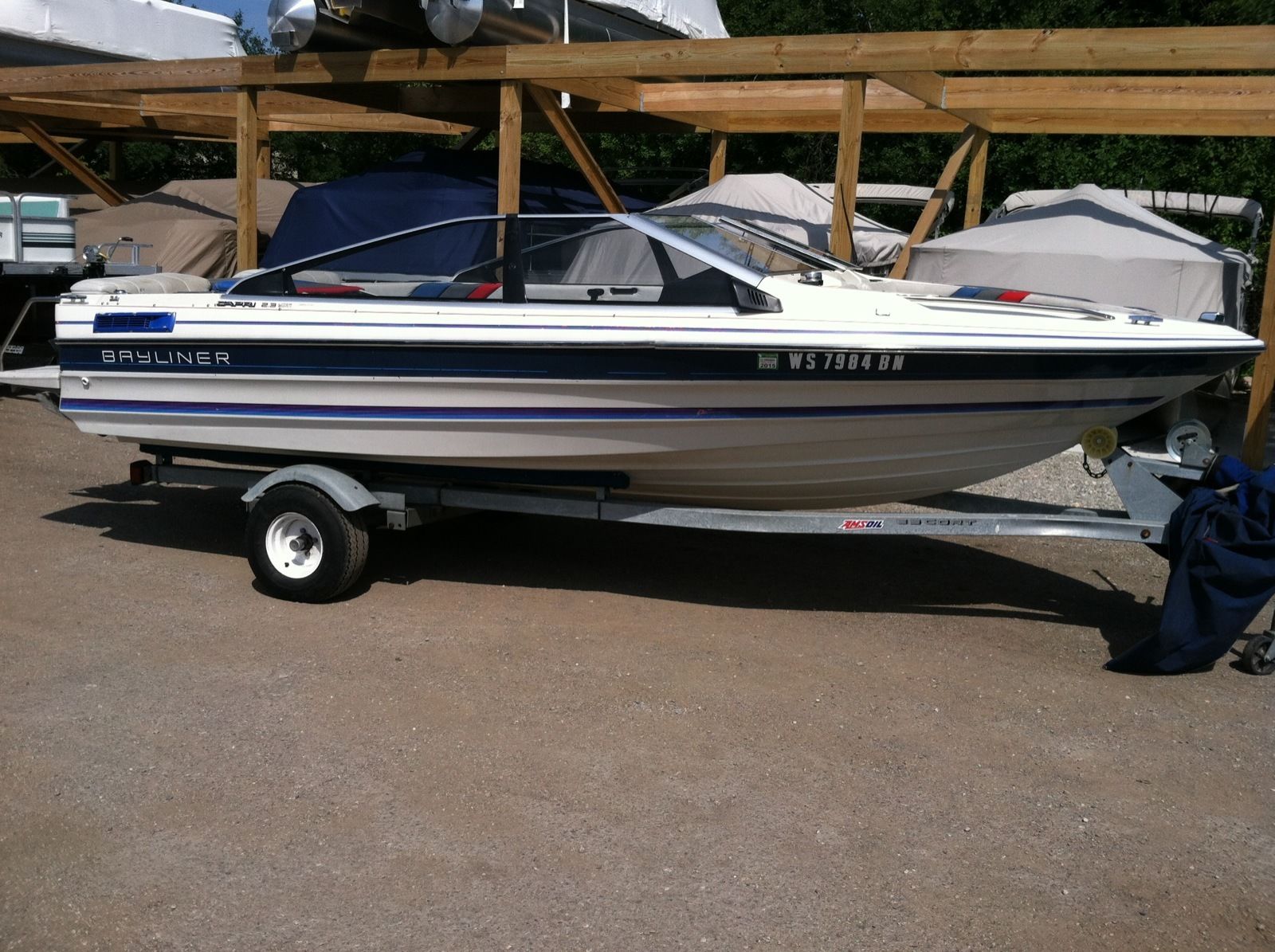 Bayliner 1750 Capri 1987 for sale for 300