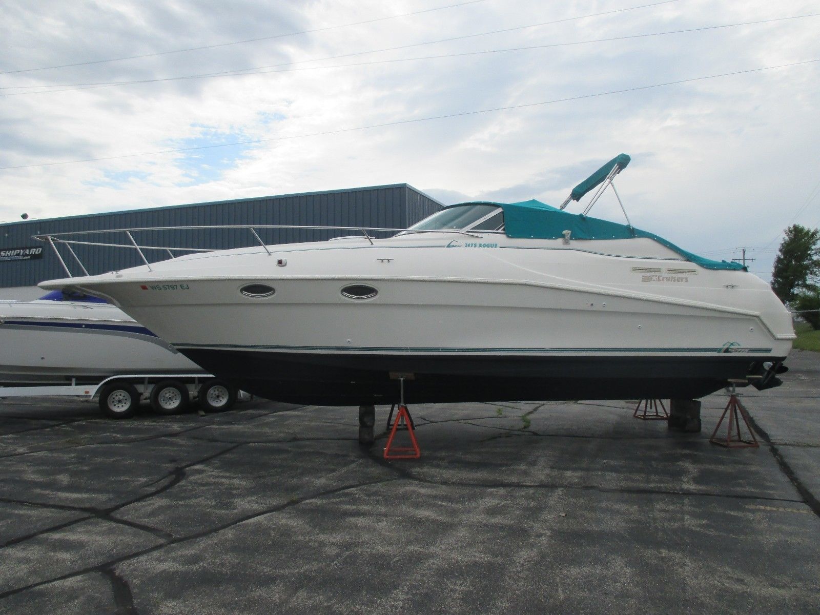 Cruisers 3175 Rogue 1996 for sale for $29,850 - Boats-from-USA.com