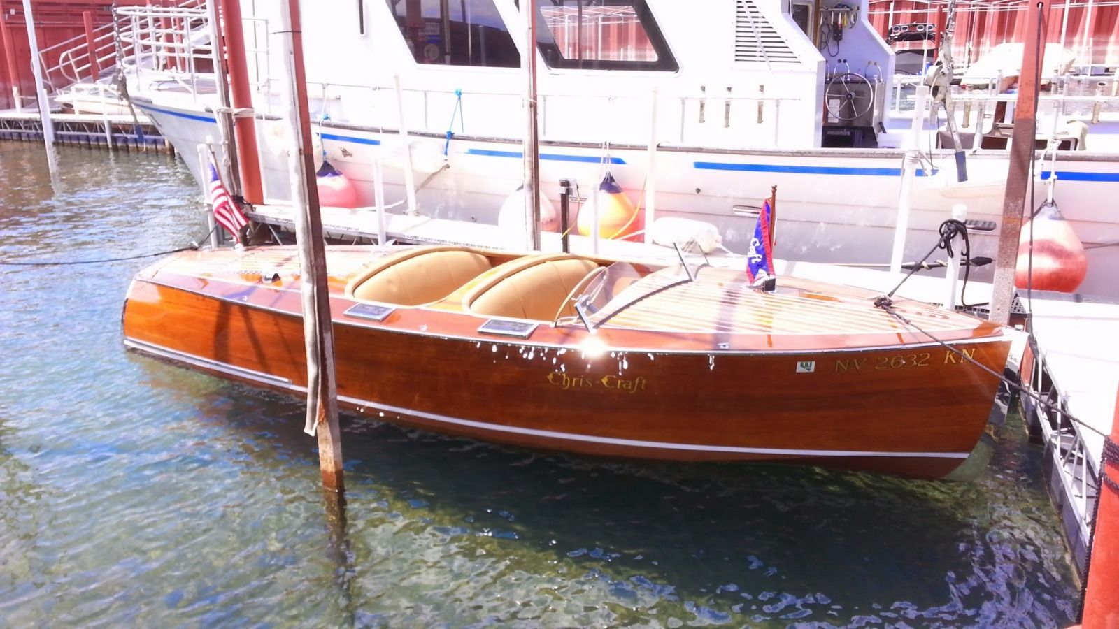 19' runabout powerboat