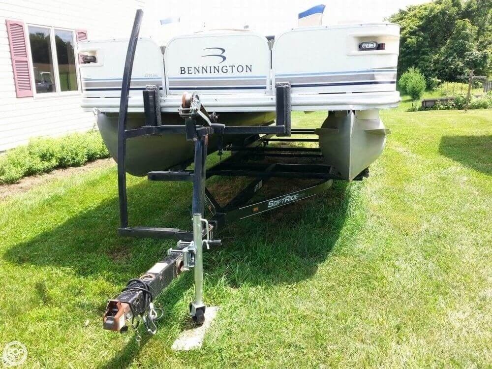 Bennington 2275 Fsi 2003 for sale for $14,700 - Boats-from-USA.com