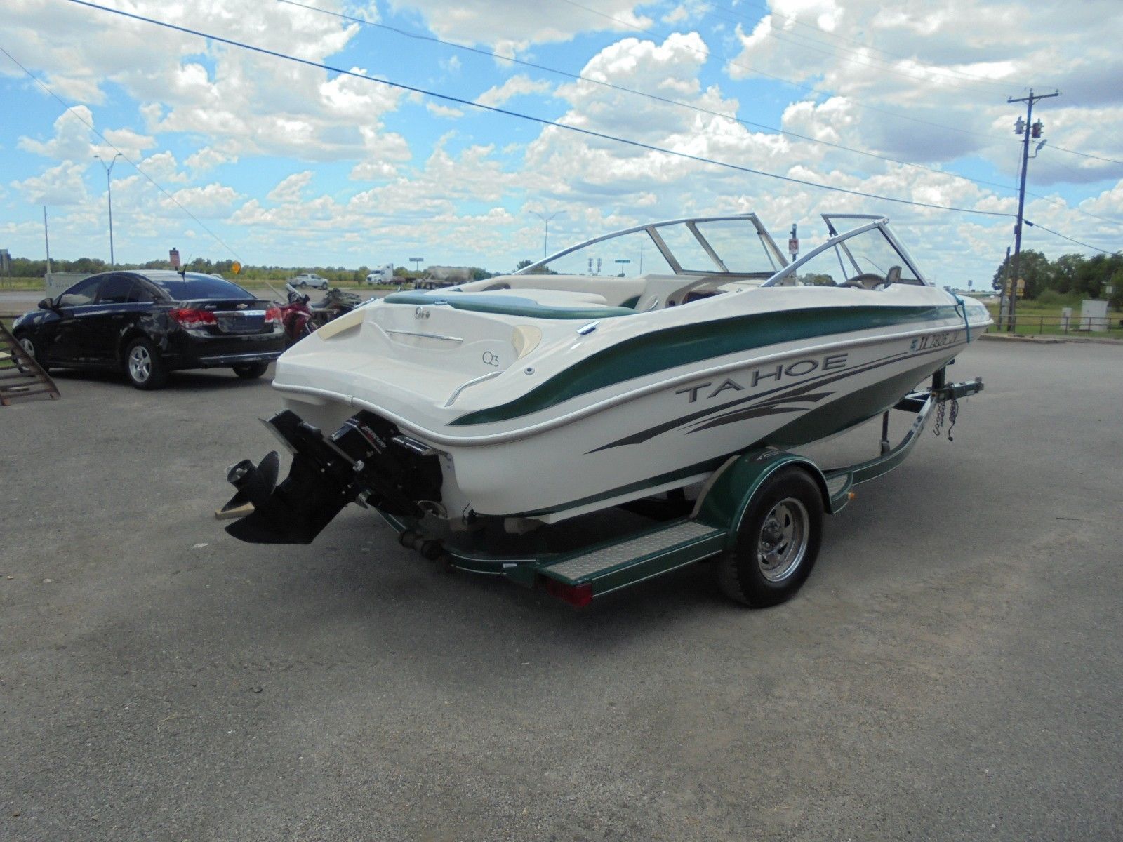 Tahoe Q3 2003 For Sale For $8,500 - Boats-from-usa.com