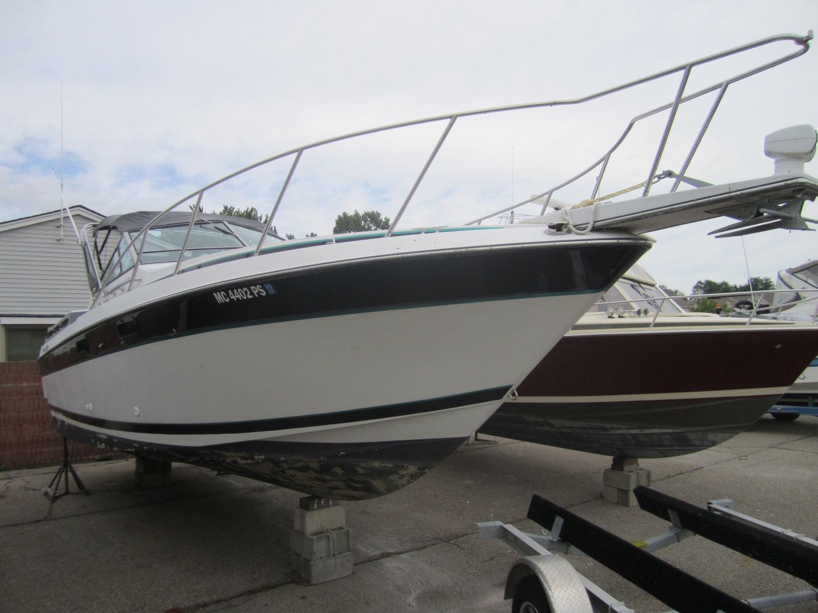 Chris Craft Amerosport 284 1988 for sale for $99 - Boats-from-USA.com