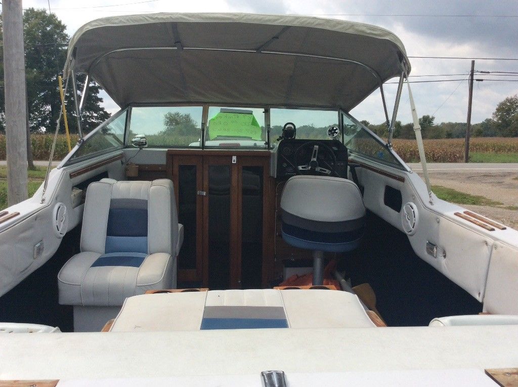 Rinker 1987 for sale for $3,200 - Boats-from-USA.com