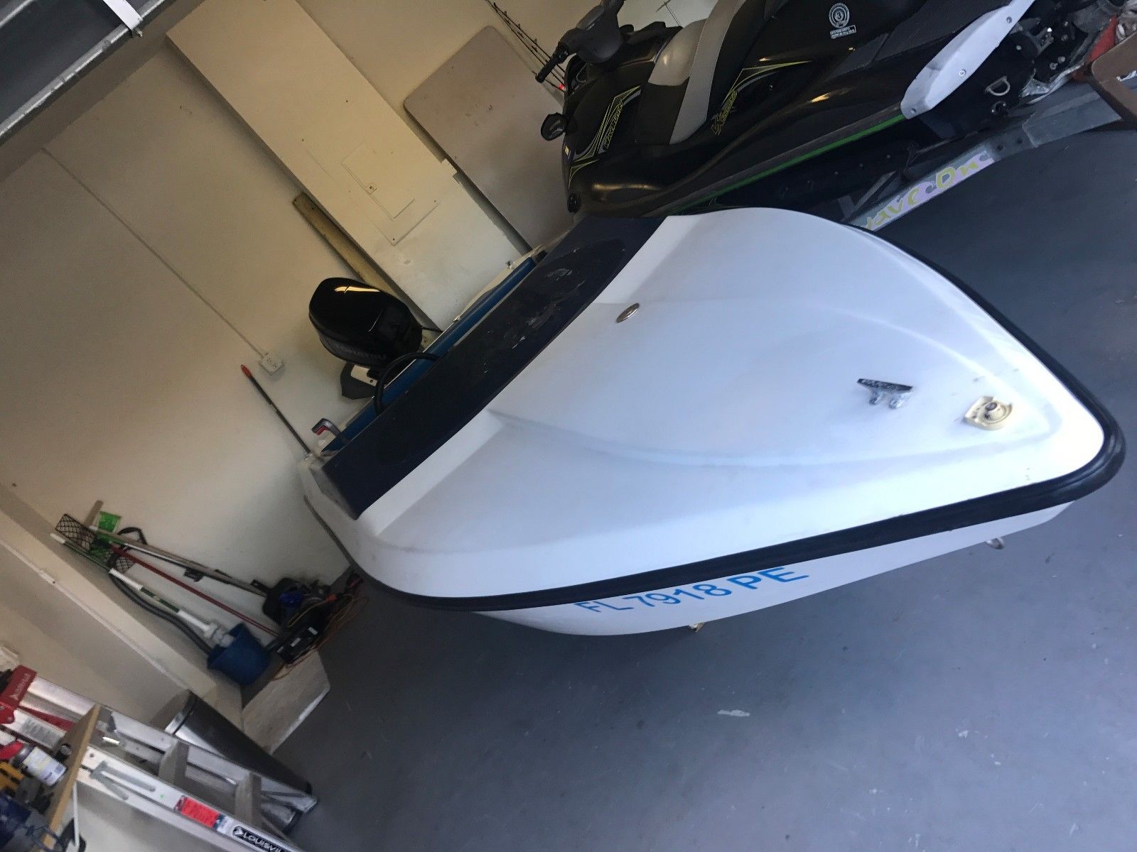 ST MARTIN POWERBOATS GO FAST OUTBOARD