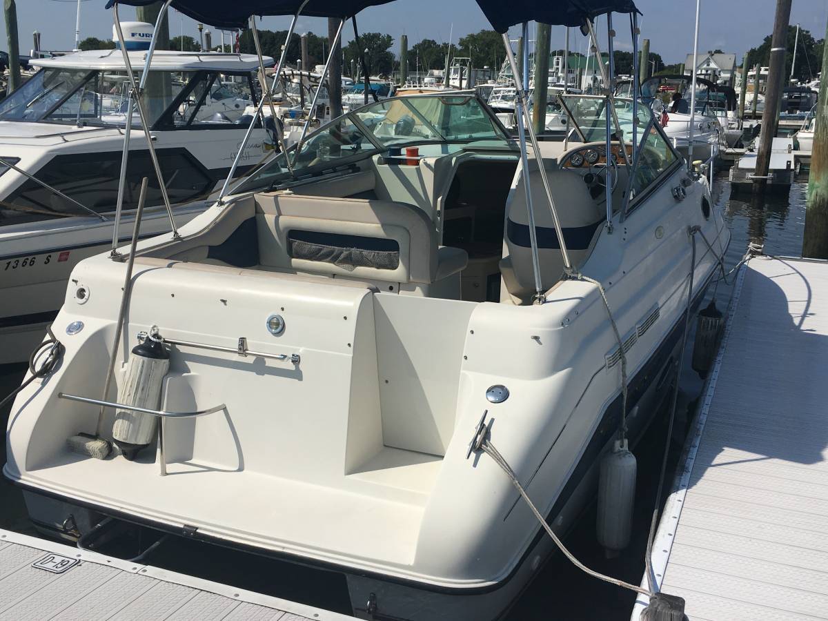 Regal Commodore 258 1997 for sale for $8,000 - Boats-from-USA.com