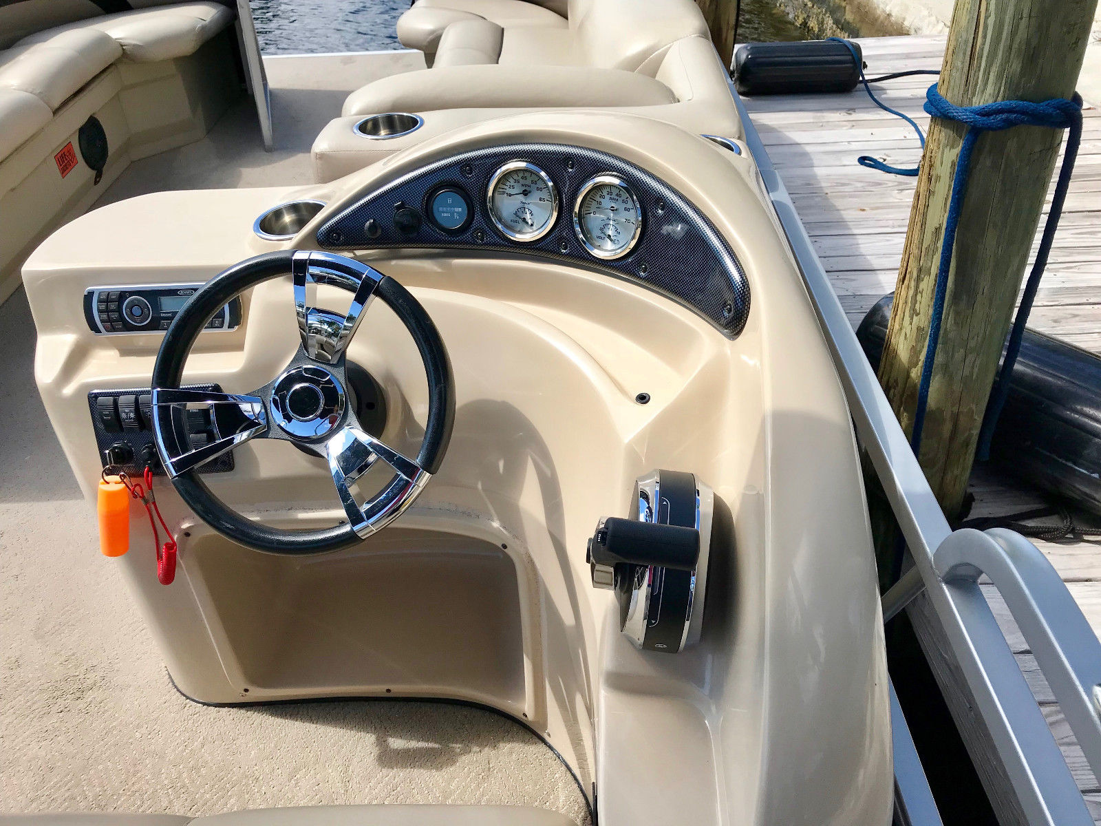 Bentley 240/243 Cruise Pontoon 2014 for sale for $16,900 - Boats-from ...