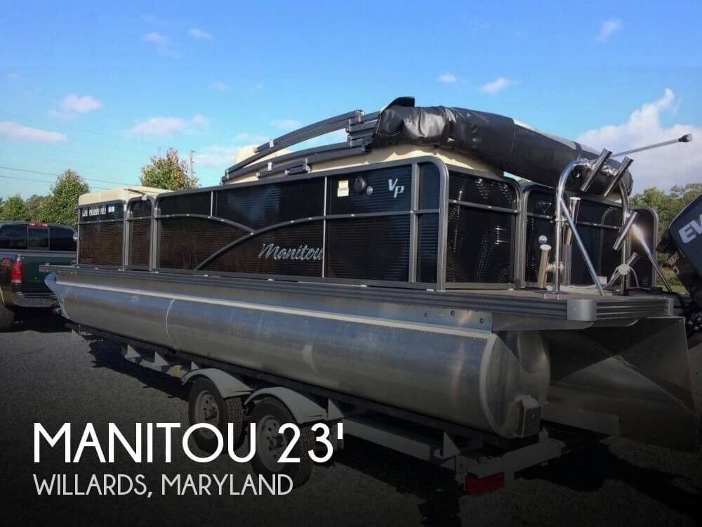 Manitou 23 Aurura Tri-Toon 2016 for sale for $41,500 - Boats-from-USA.com