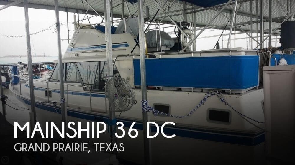 Mainship 36 DC