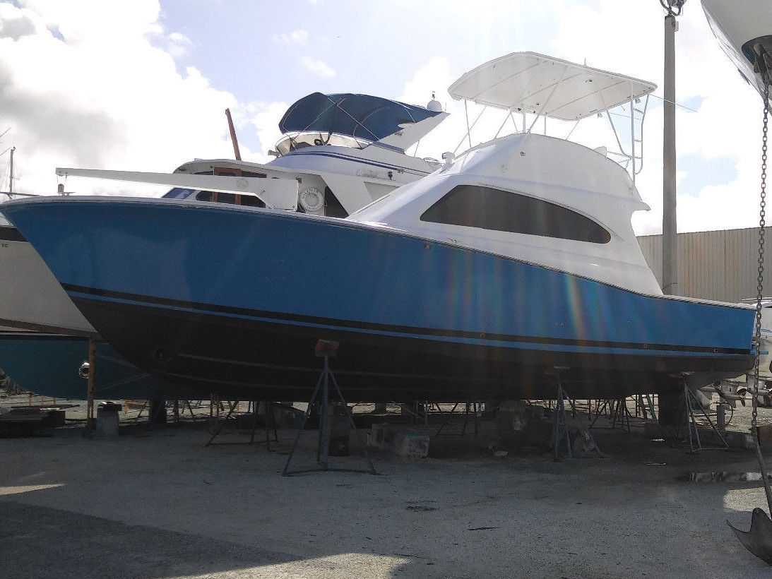 Luhrs 38 Convertable
