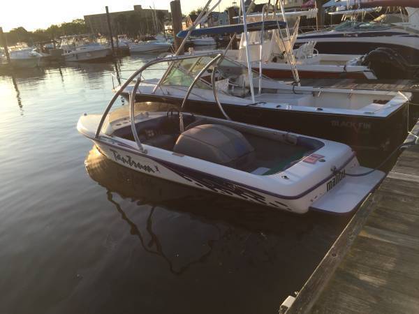 Malibu 1995 for sale for $100 - Boats-from-USA.com