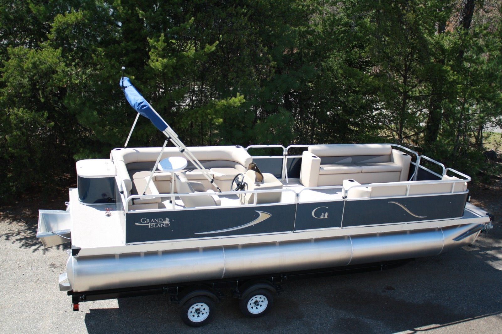 Grand Island 24 RE Pontoon With 60 Hp NEW 2017 for sale for $15,999.