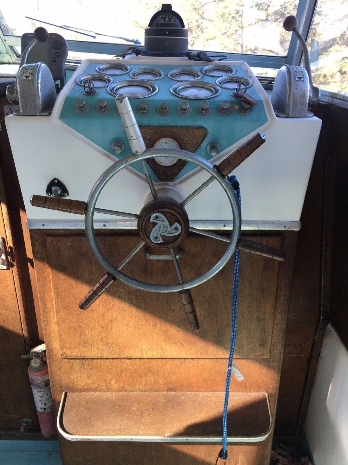 Tollycraft 1969 for sale for $5,000 - Boats-from-USA.com