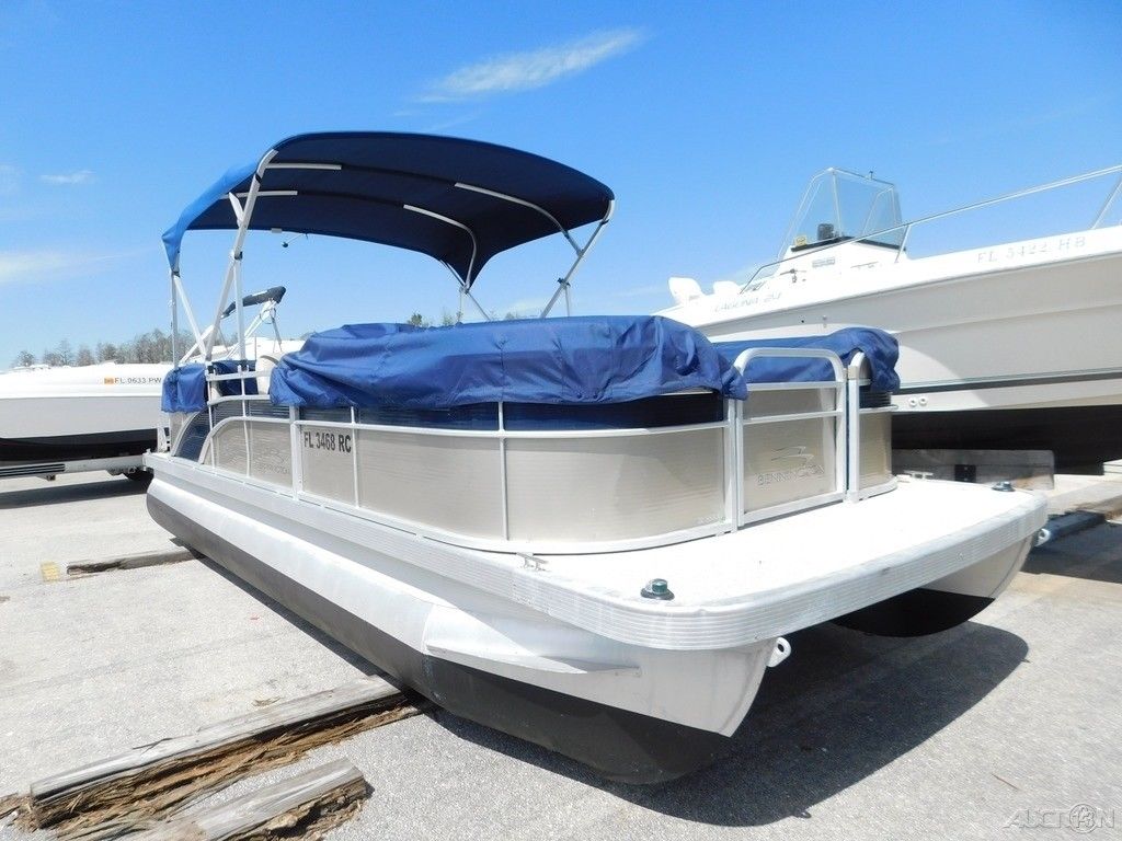 Bennington S22 2016 For Sale For $1,025 - Boats-from-usa.com