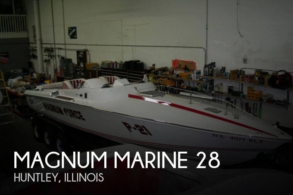 Magnum Marine 28