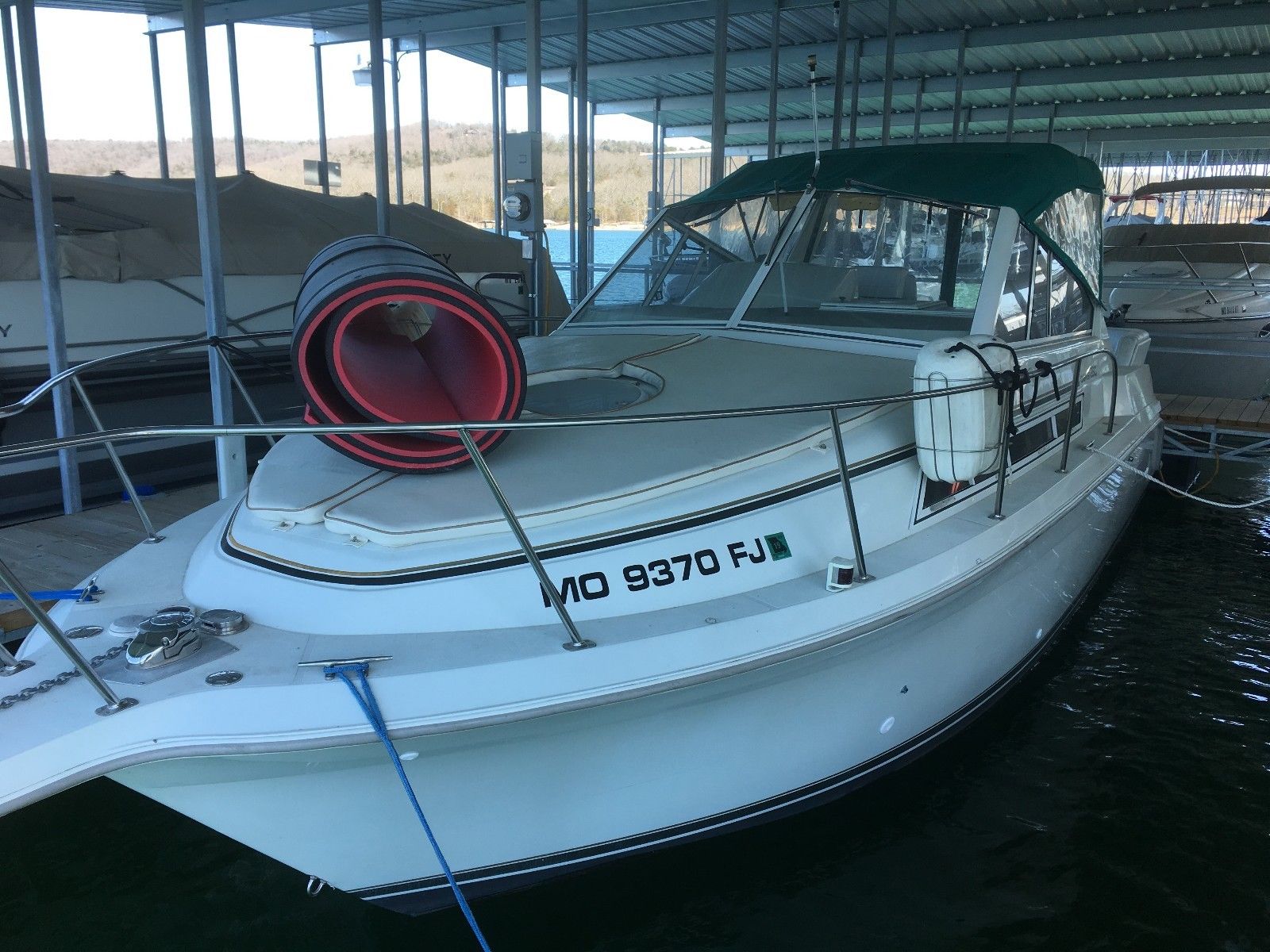 Carver Boats 280 Express
