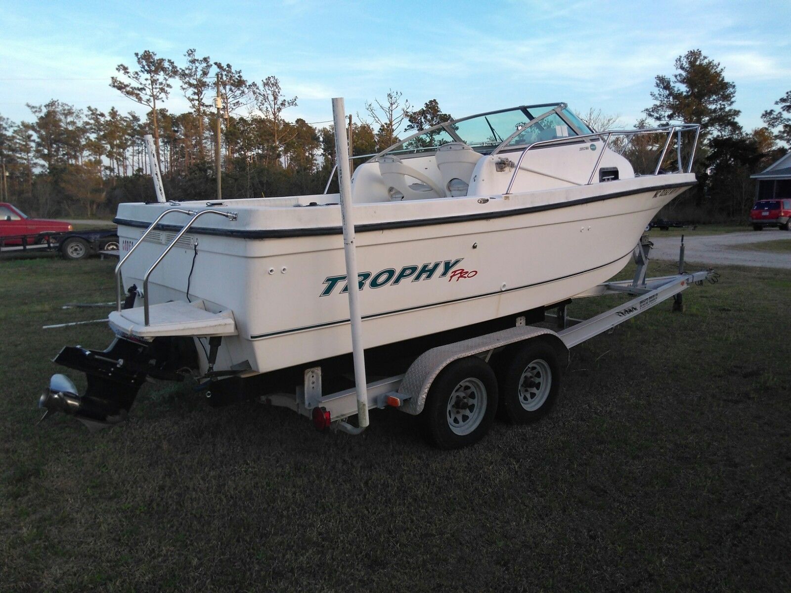 trophy 2052 2004 for sale for ,100 - boats-from-usa.com