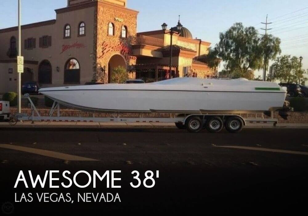 Awesome 38' Signature Cat