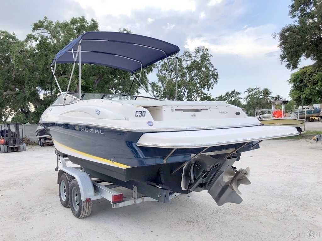 REGAL 2600 BR 2004 for sale for $18,700 - Boats-from-USA.com