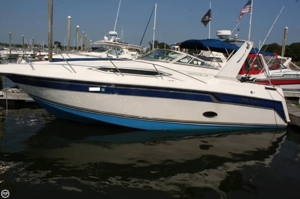 Regal Commodore 270 1991 for sale for $12,500 - Boats-from-USA.com