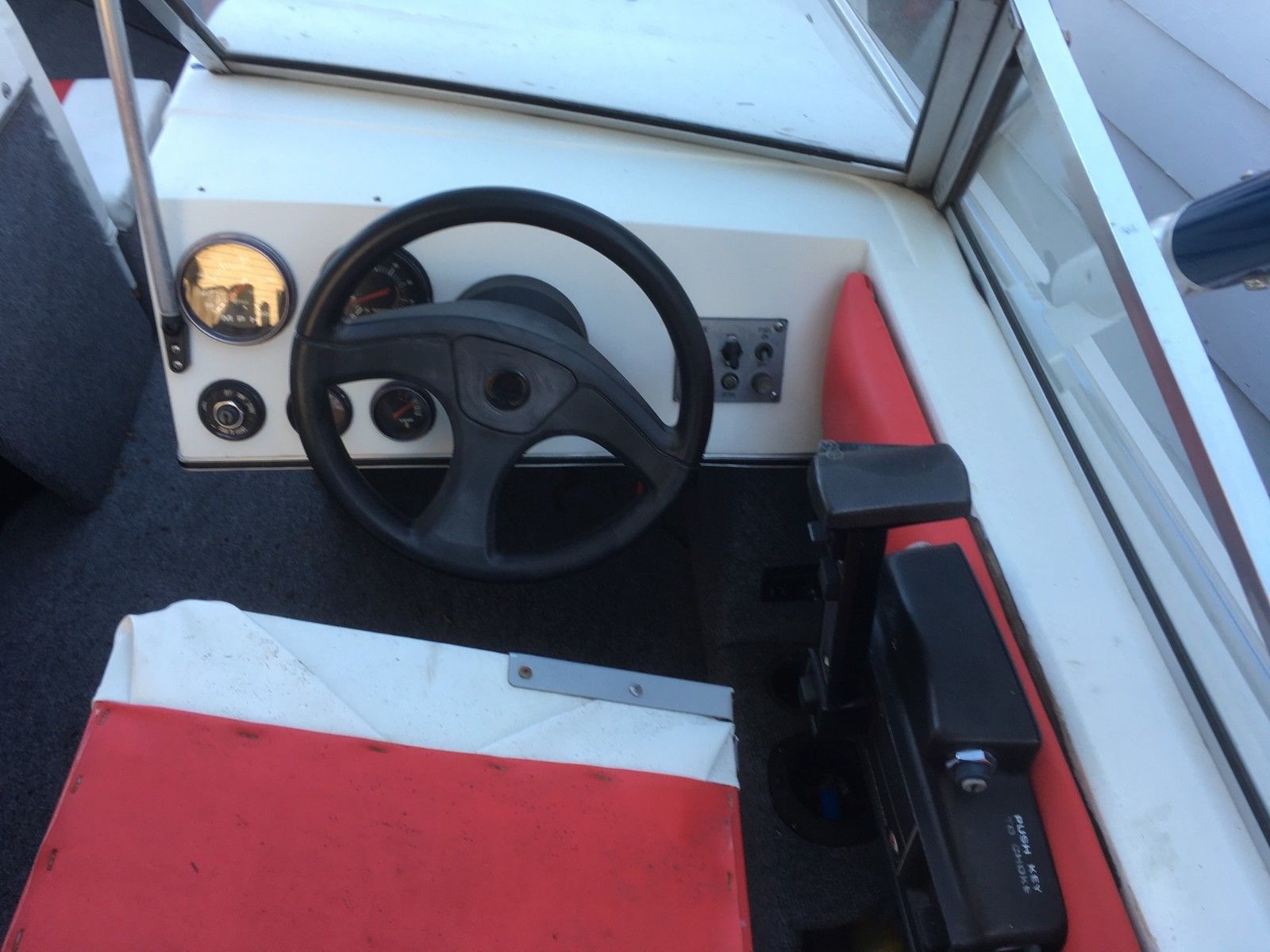 1984 checkmate boat