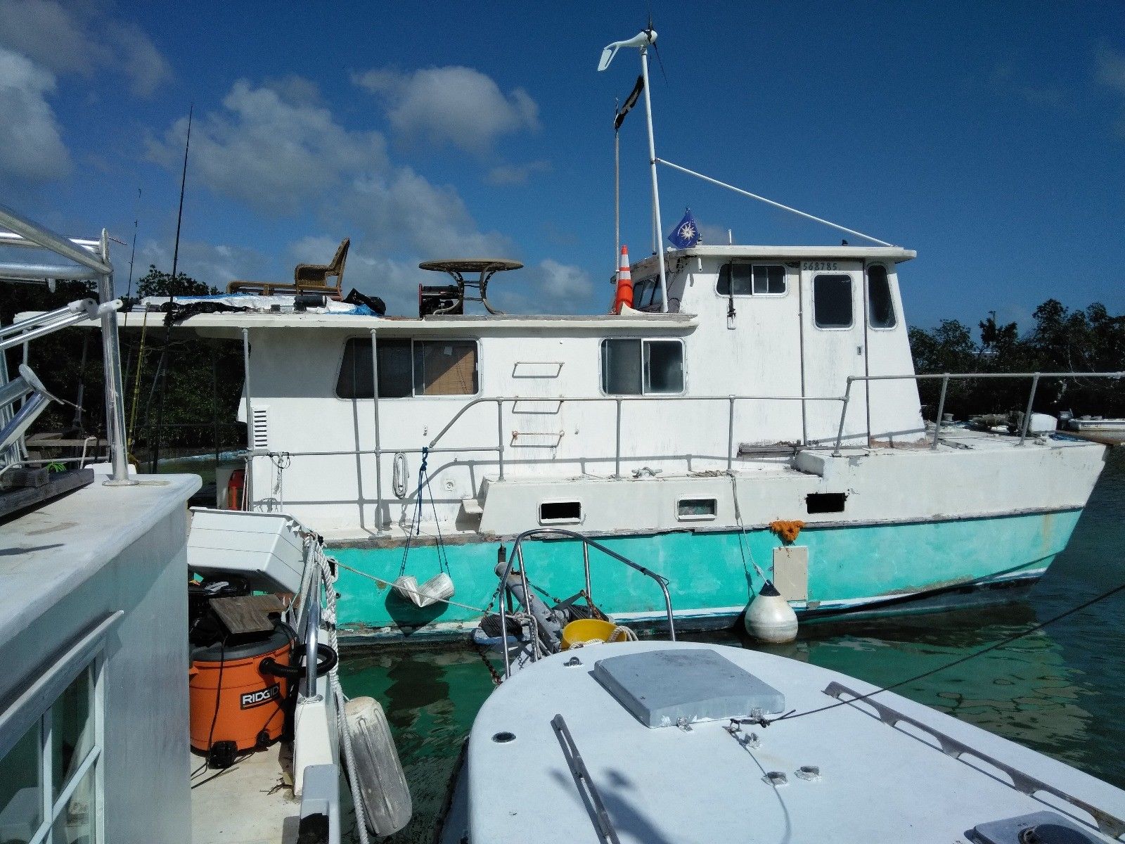 power catamaran pilothouse