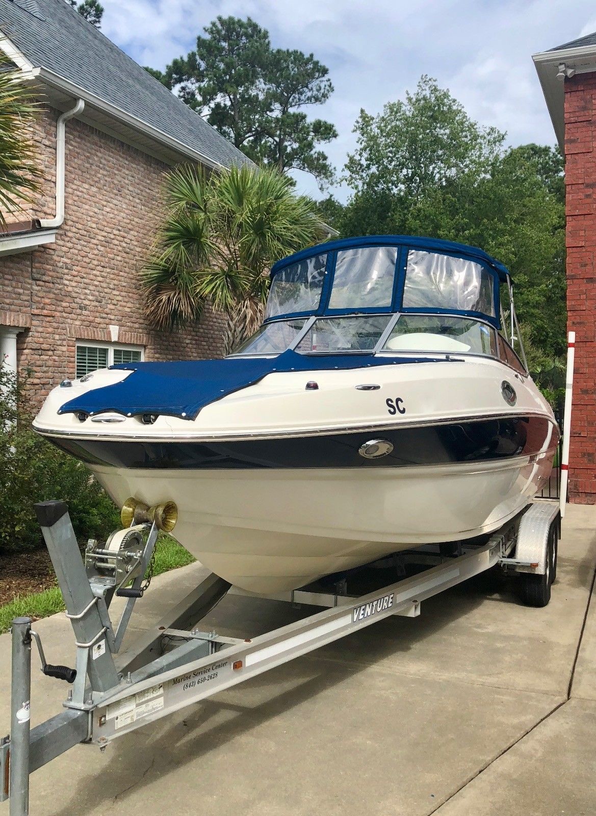 Stingray LR 235 2011 for sale for $29,000 - Boats-from-USA.com