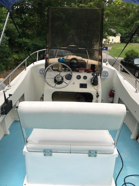 Swan Point Boats Carolinian 1990 For Sale For $5,500 - Boats-from-usa.com