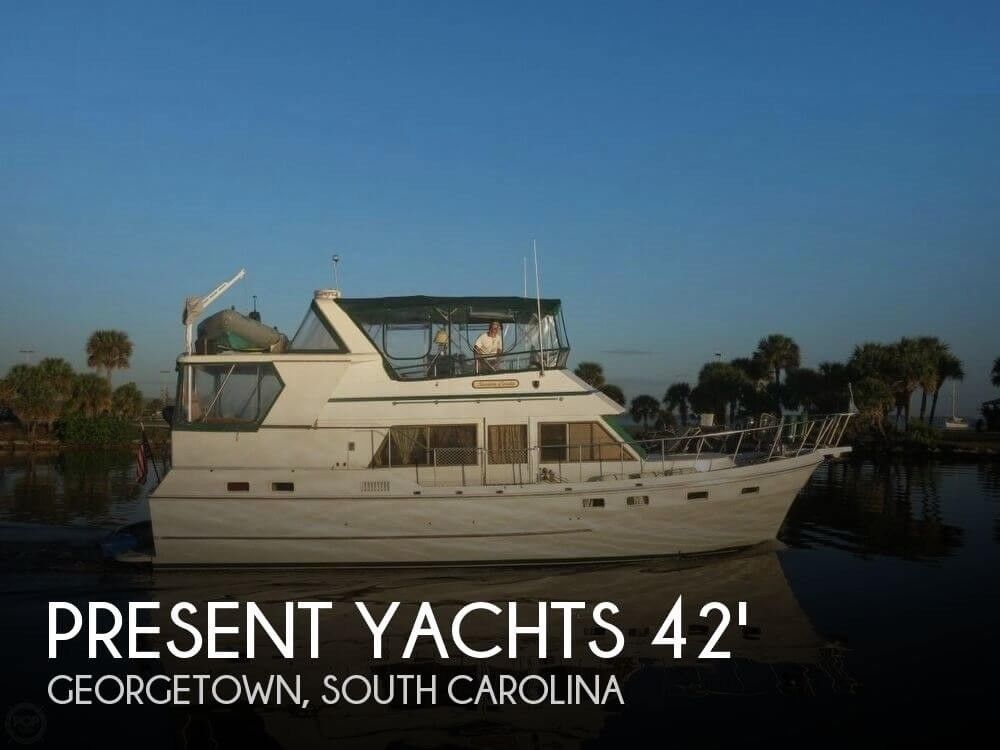 Present Yachts Sundeck 42