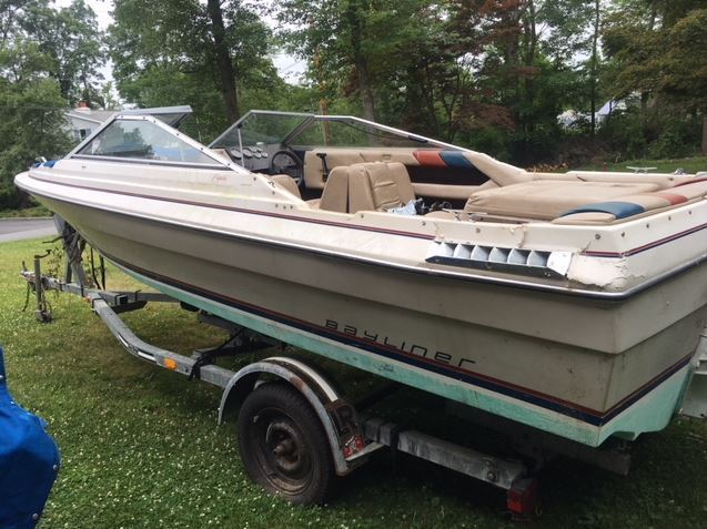 Bayliner Capri 1983 for sale for $100 - Boats-from-USA.com