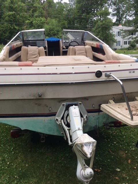 Bayliner Capri 1983 for sale for $100 - Boats-from-USA.com