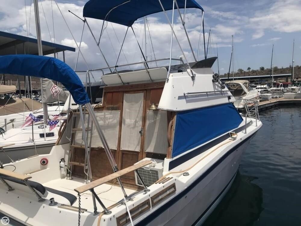 Bayliner 2850 Command Bridge 1985 for sale for $18,000 - Boats-from-USA.com