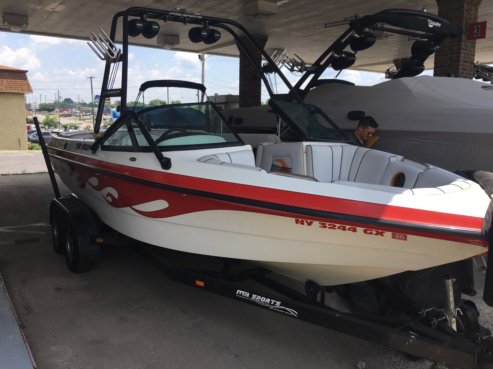 Malibu Mb Sports B-52 2004 For Sale For $20,500 - Boats-from-USA.com