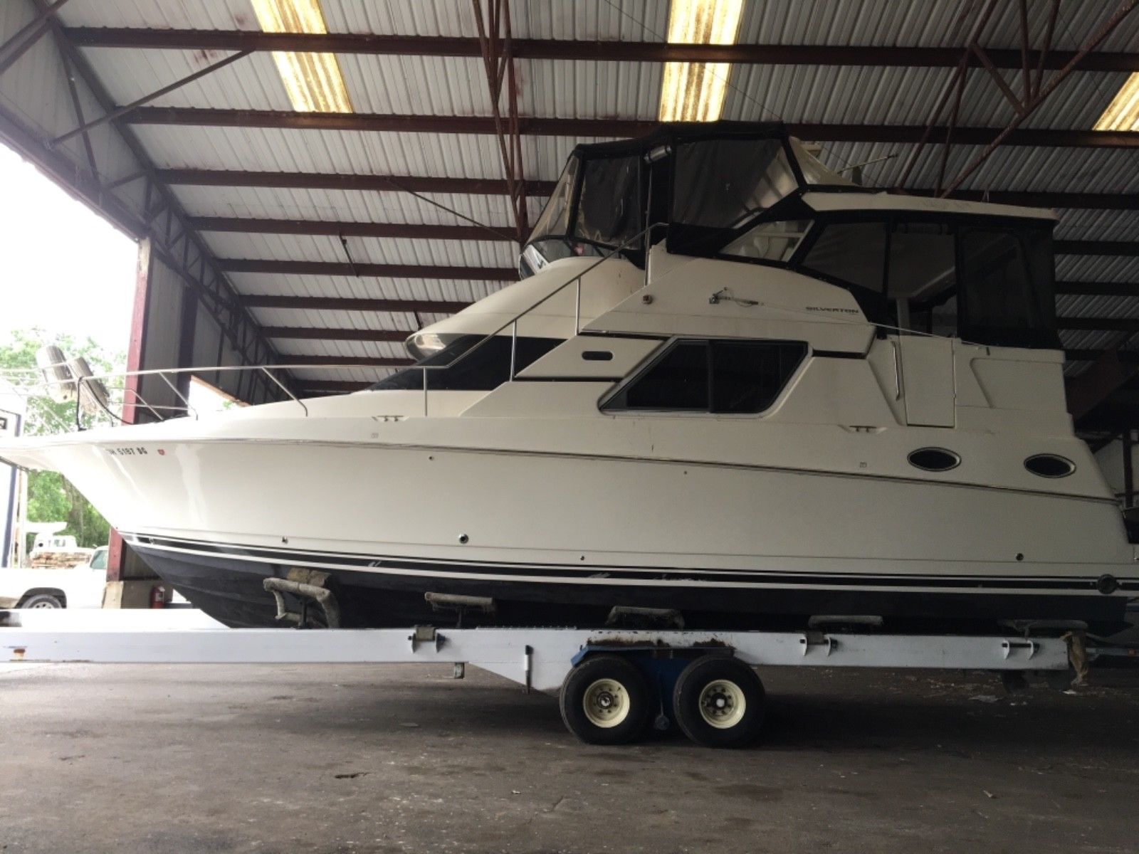 2001 Silverton 392 392 Sidewalk Motor Yacht 2001 for sale for $109,000 ...