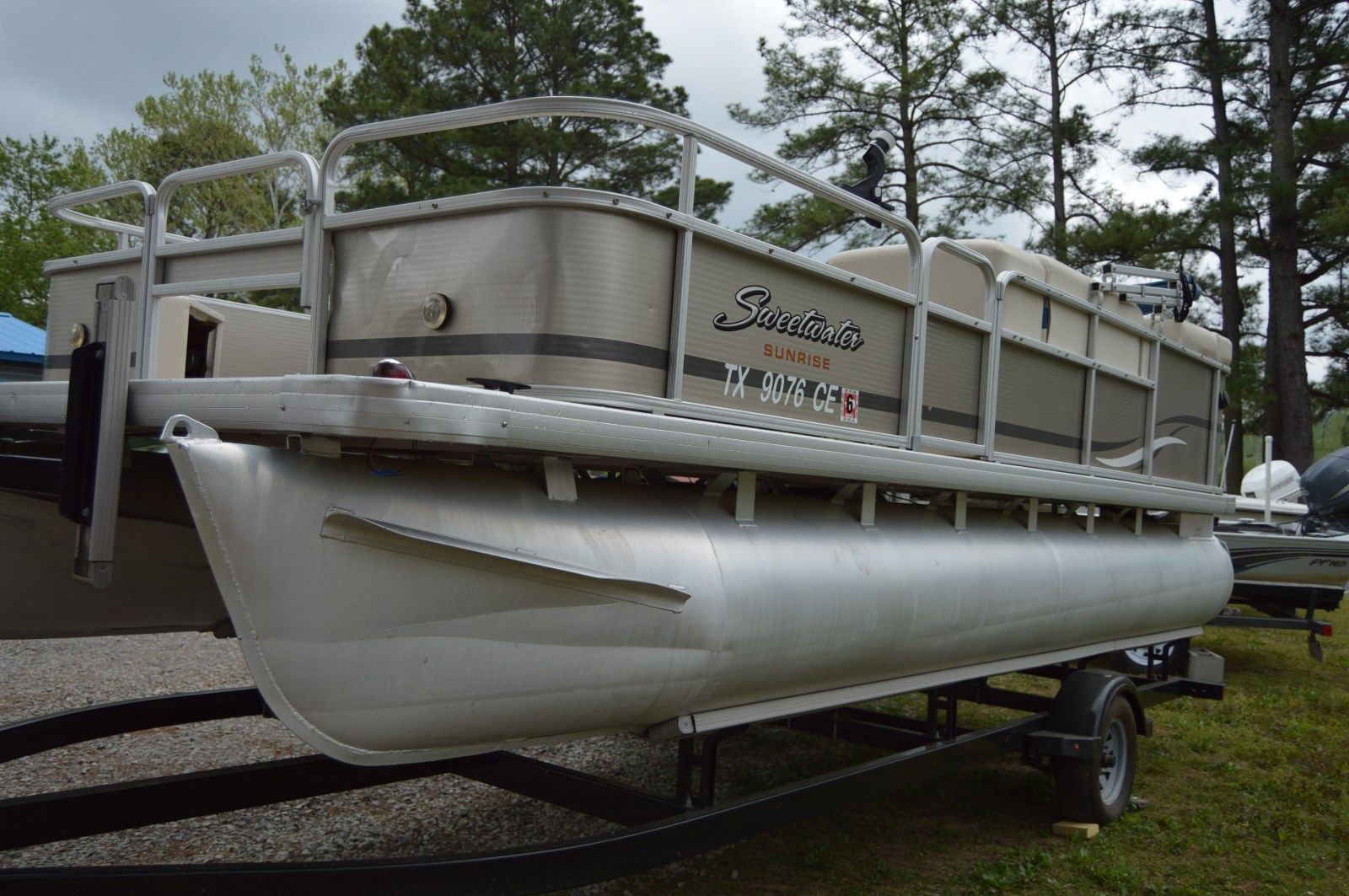 Godfrey SWEETWATER 2013 for sale for $9,500 - Boats-from ...