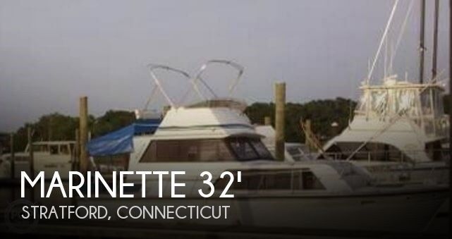 Marinette 32 Fly Bridge Sedan Cruiser