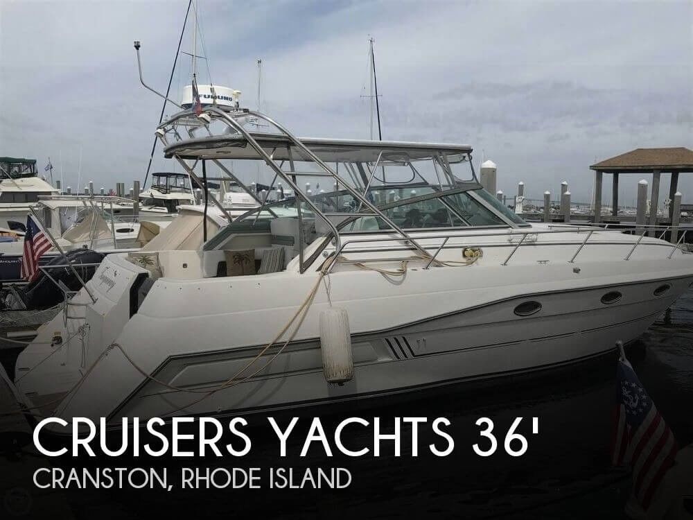 Cruisers Yachts 3675
