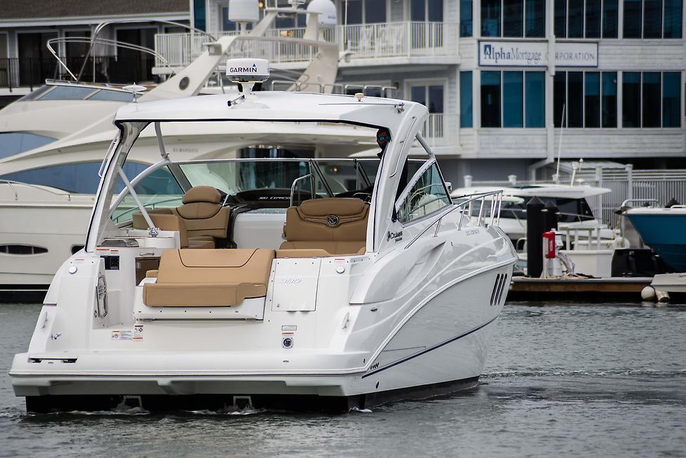 Cruisers Yachts 380 Express 2015 for sale for $265,000 - Boats-from-USA.com